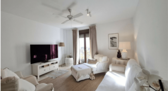 La Bajadilla Beach, Marbella, 3-bedroom Penthouse