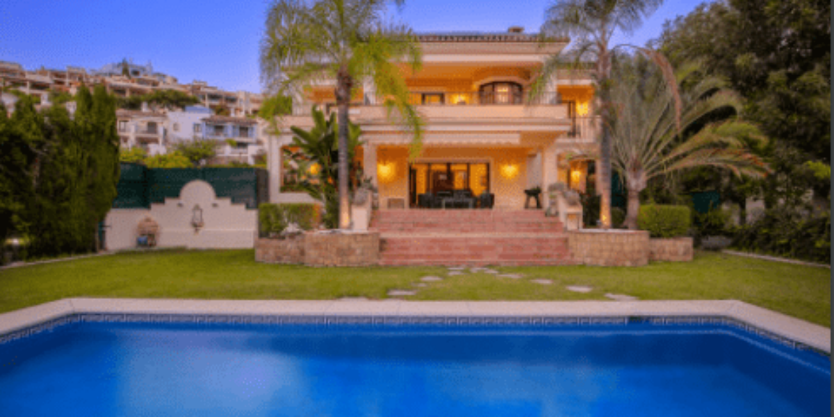 Los Arqueros, Benahavís, Villa