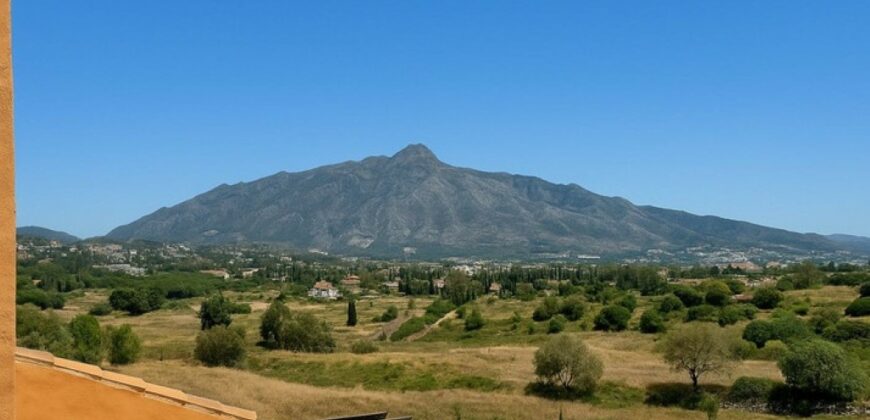 Atalaya, Benahavis, 3-Bedroom Penthouse