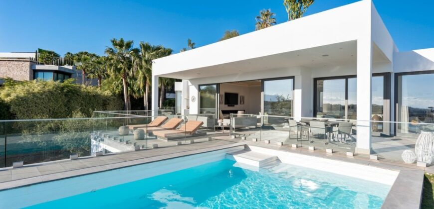 The Glass House, La Quinta, 7-bed Villa