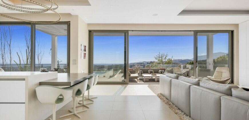 The Glass House, La Quinta, 7-bed Villa