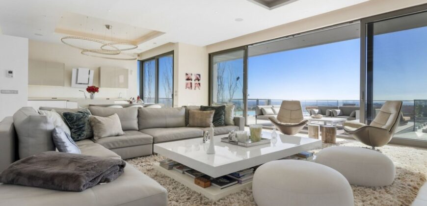 The Glass House, La Quinta, 7-bed Villa