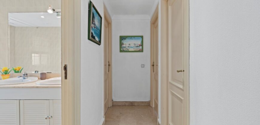 Los Arcos, La Quinta, Benahavís, 3-beds