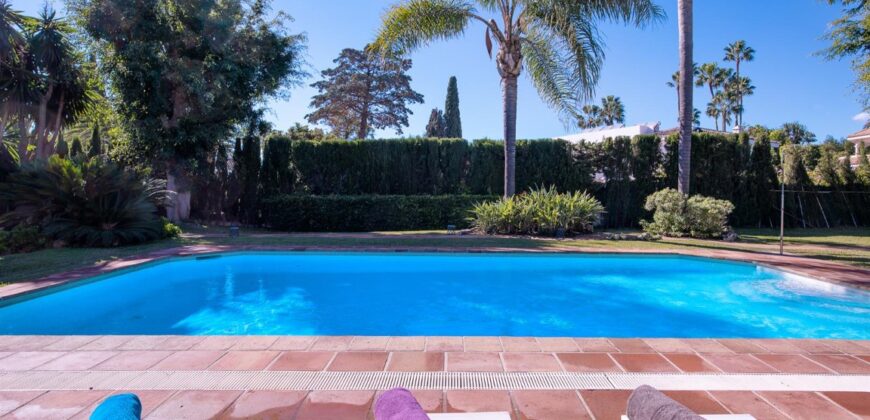 Gualdamina Baja, Marbella, Villa