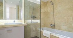 Manilva, 3-Bed Apartment