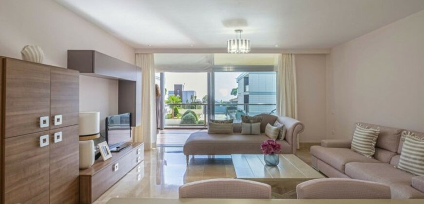 Manilva, 3-Bed Apartment