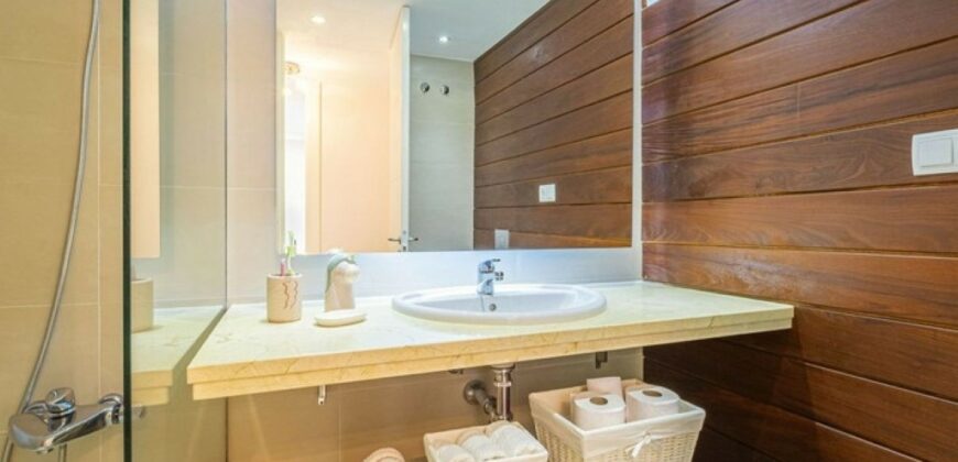Manilva, 3-Bed Apartment