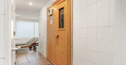 Golden Mile, Marbella, Seafront 2-beds
