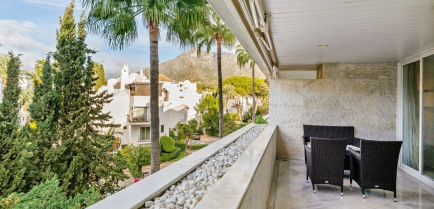 Golden Mile, Marbella, Seafront 2-beds