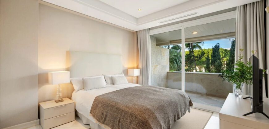 Golden Mile, Marbella, Seafront 2-beds